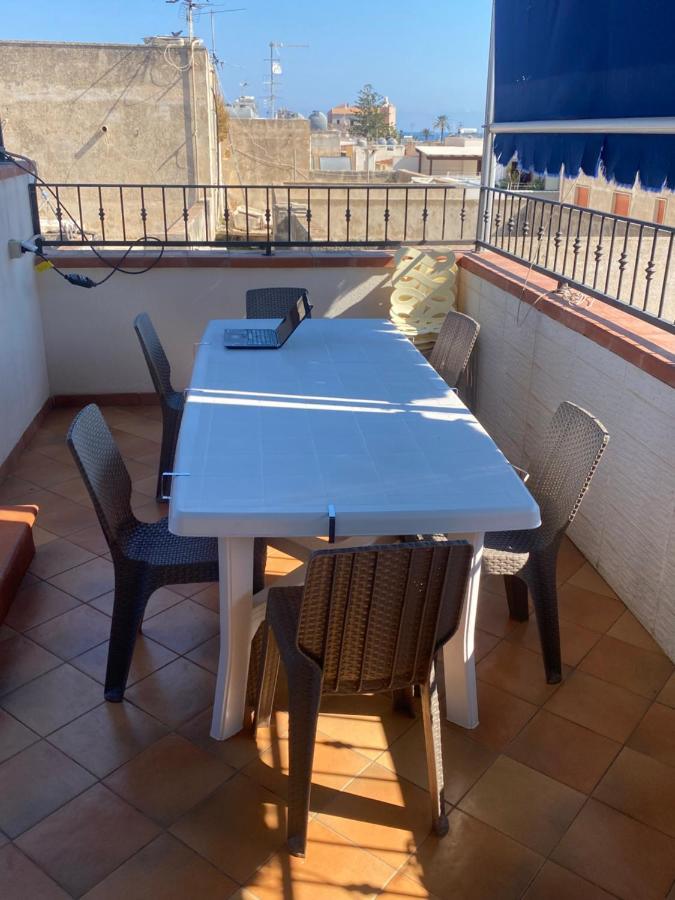 Apartment With Terraces And Private Jacuzzi - San Vito 400M From Beach San Vito Lo Capo Exterior photo